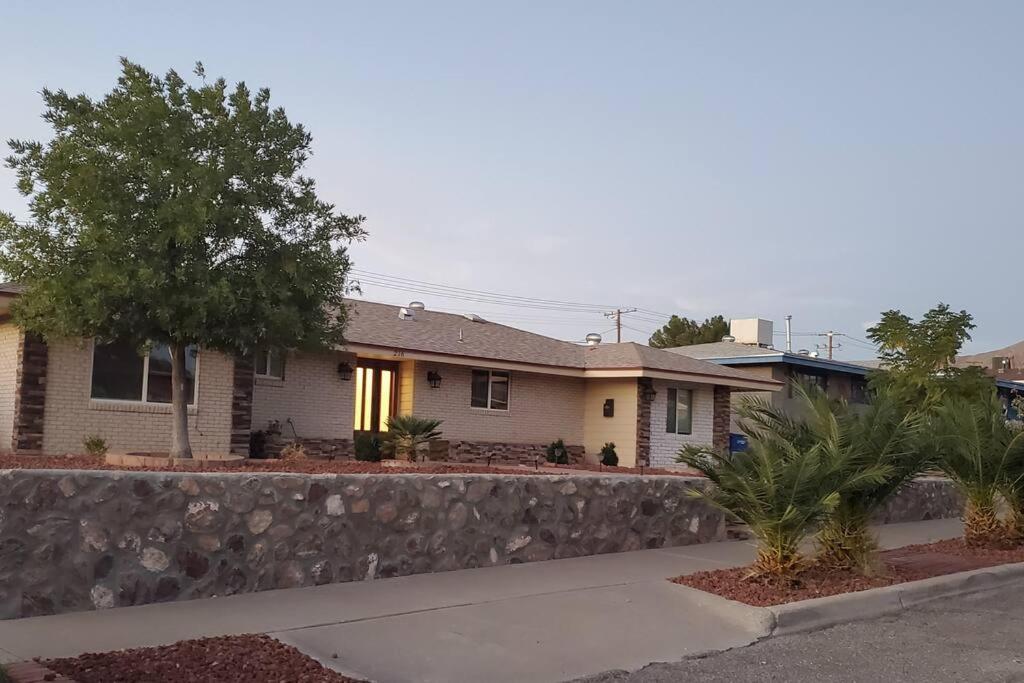Spacious West El Paso 19 Min From Airport, Fort Bliss Military Base Exterior foto